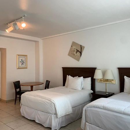 Beachfront Studios Casablanca Rentals Miami Beach Exteriör bild