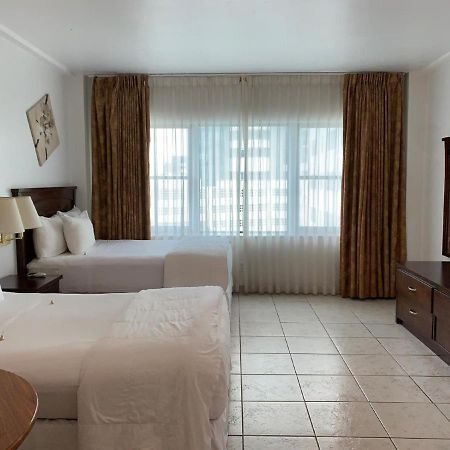 Beachfront Studios Casablanca Rentals Miami Beach Exteriör bild