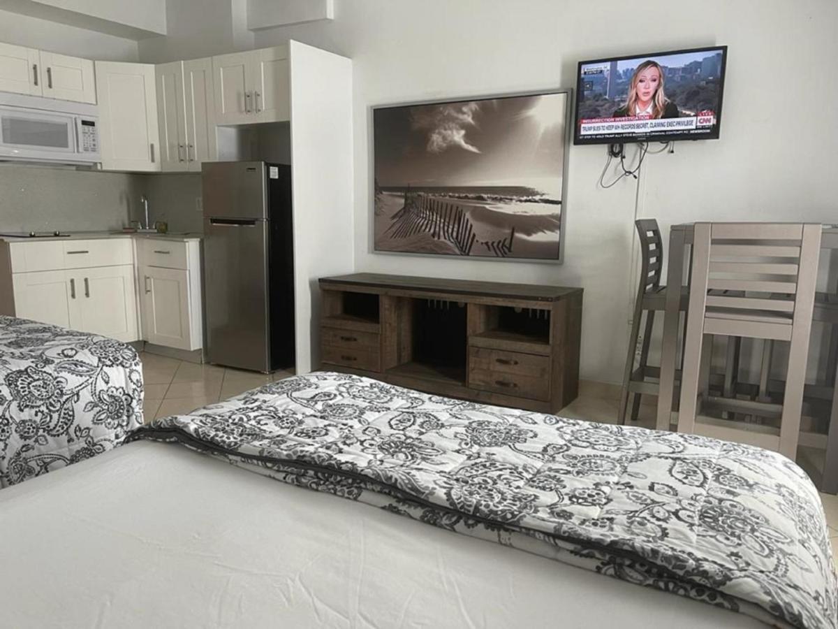 Beachfront Studios Casablanca Rentals Miami Beach Exteriör bild